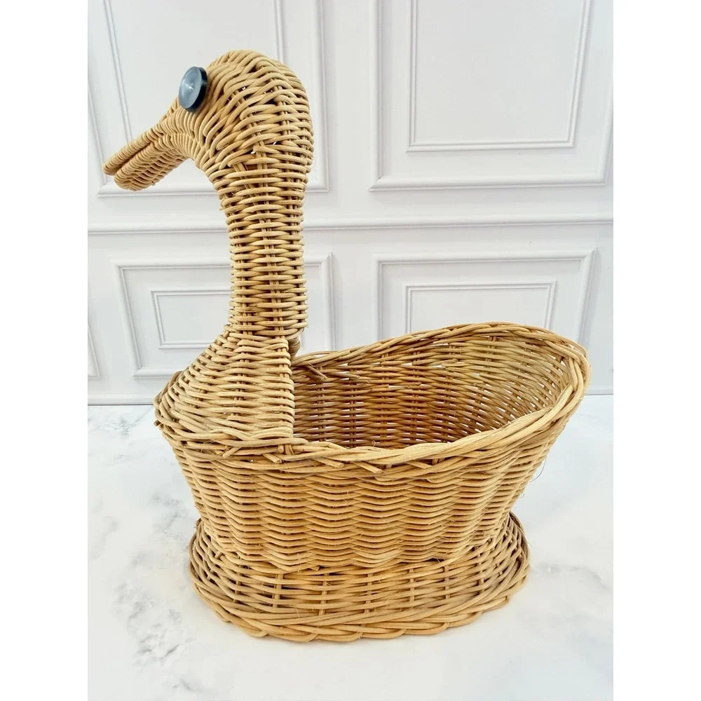 Vintage Woven Wicker Reed Duck Basket 10x8x5